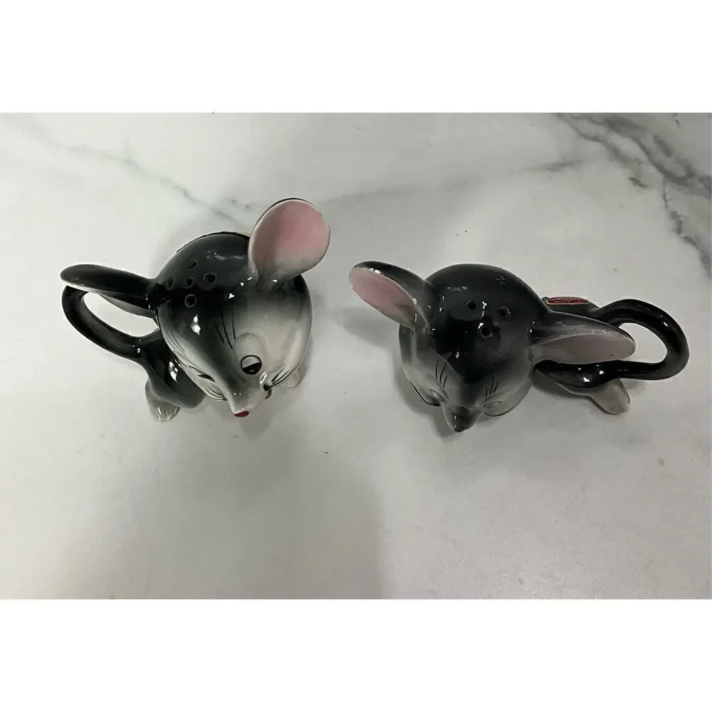VINTAGE 50’s ARTMARK Mouse Salt and Pepper Shakers